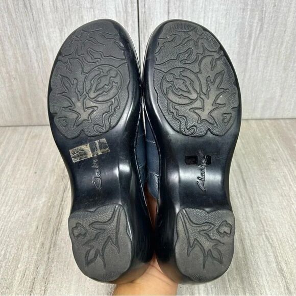 Clark’s Blue Leather Slip On Mule Comfort Clog Casual Shoes  Womens Size 6.5 - Picture 8 of 10
